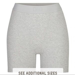 SOLD ‼️‼️ - SKIMS cotton rib boxer
